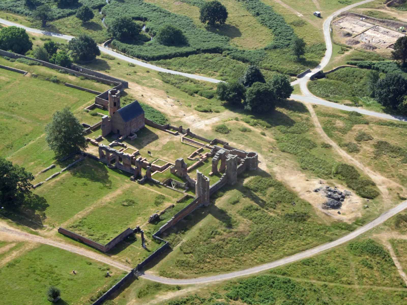 Bradgate Park - Five Seasons of excavation by Peter Liddle MBE